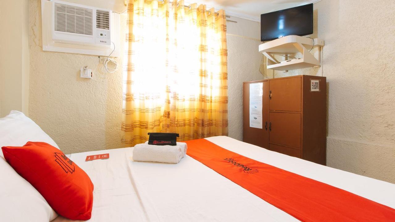 Reddoorz Plus At Lagoon Resort Zambales Olongapo Extérieur photo