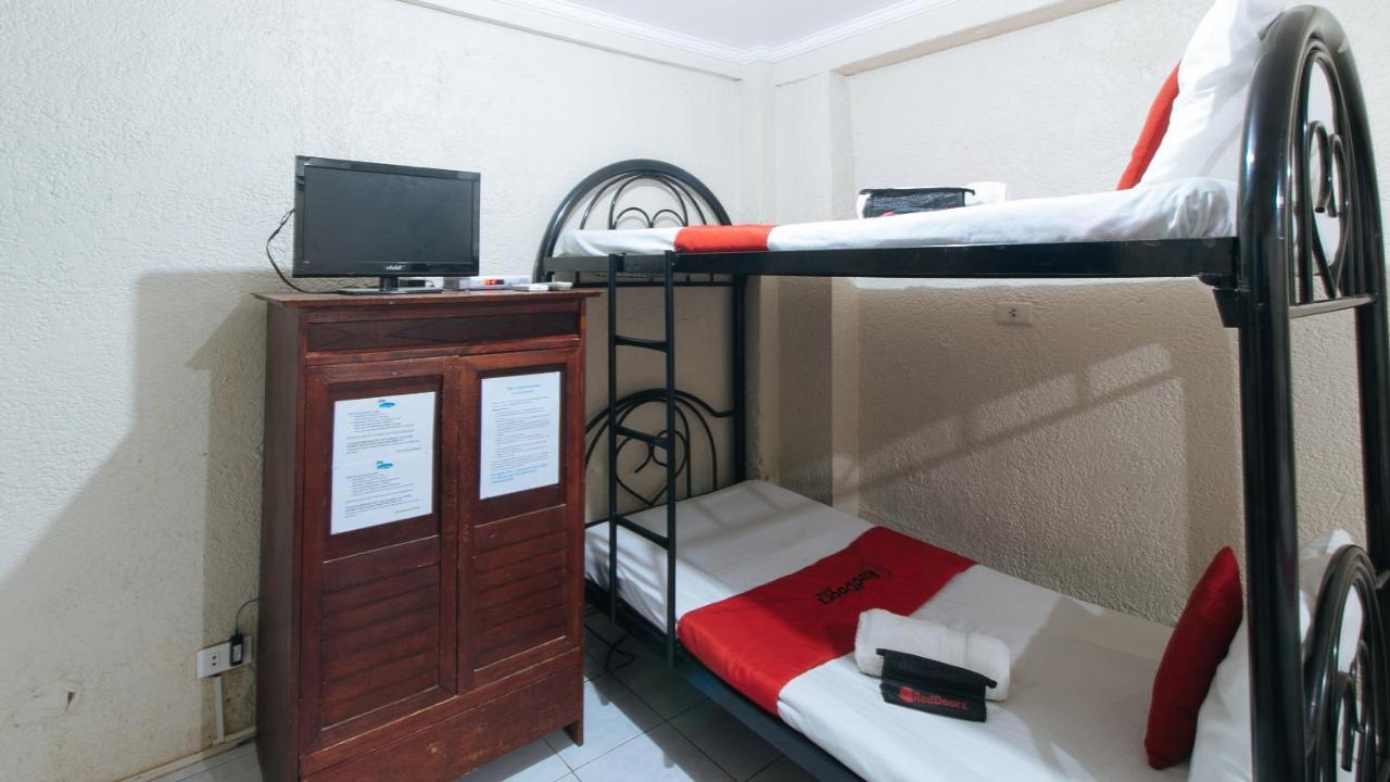 Reddoorz Plus At Lagoon Resort Zambales Olongapo Extérieur photo