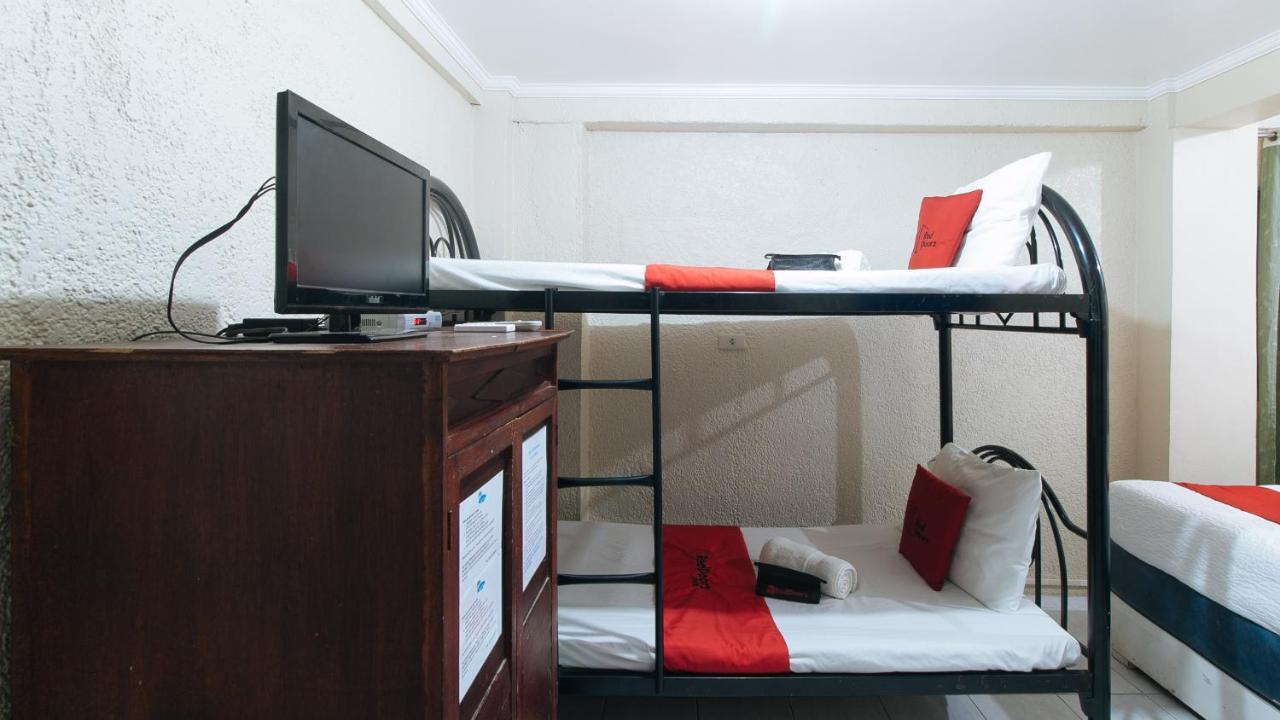 Reddoorz Plus At Lagoon Resort Zambales Olongapo Extérieur photo