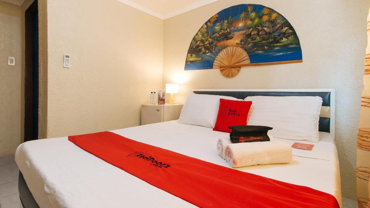 Reddoorz Plus At Lagoon Resort Zambales Olongapo Extérieur photo